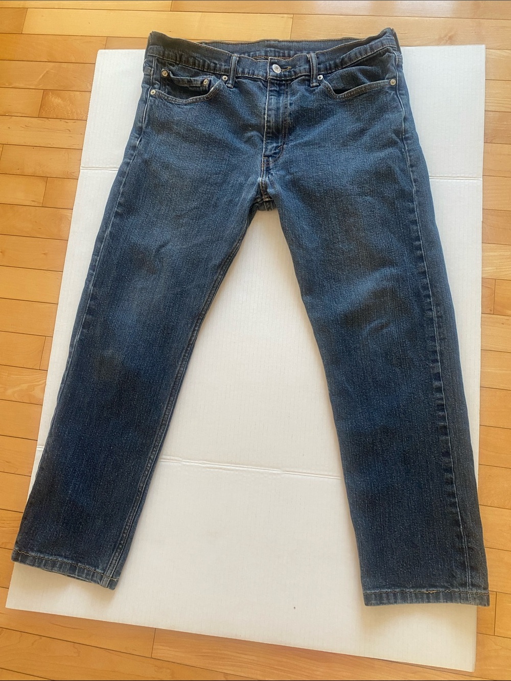 Levi's 511 Medium Blue Denim Straight Jeans Waist 36” Length: 26.5”